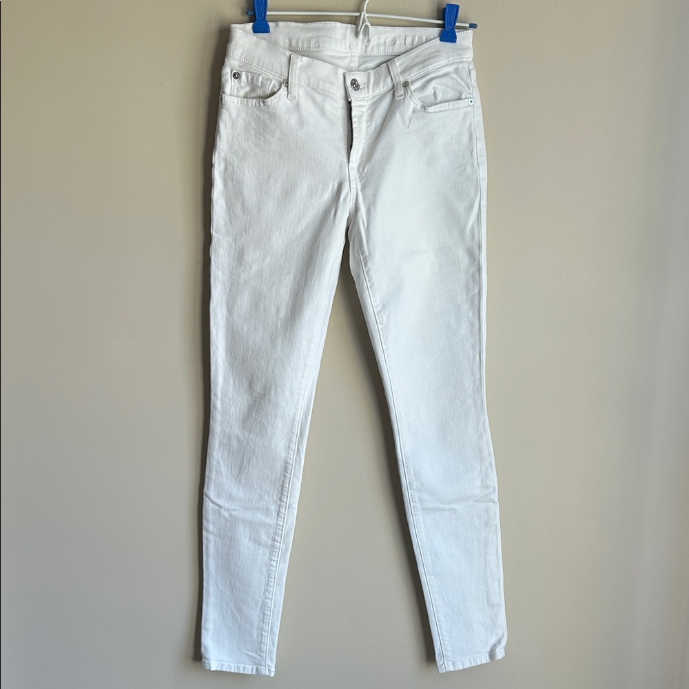 7 For All Mankind White Jeans with Beige Stitching Detail size 27